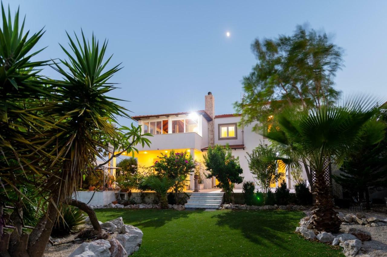 Nicole'S Garden Villa Kallithéa 외부 사진