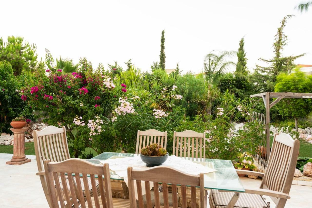 Nicole'S Garden Villa Kallithéa 외부 사진